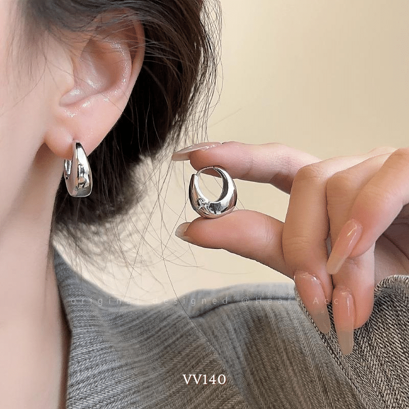 Bông tai bạc bóng nữ hình C mang phong cách tối giản thời trang Hàn Quốc VV140