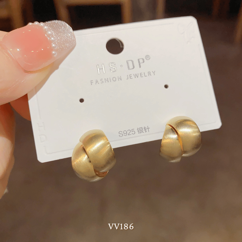 Bông tai xoắn mạ vàng VV186