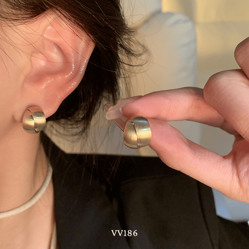 Bông tai xoắn mạ vàng VV186