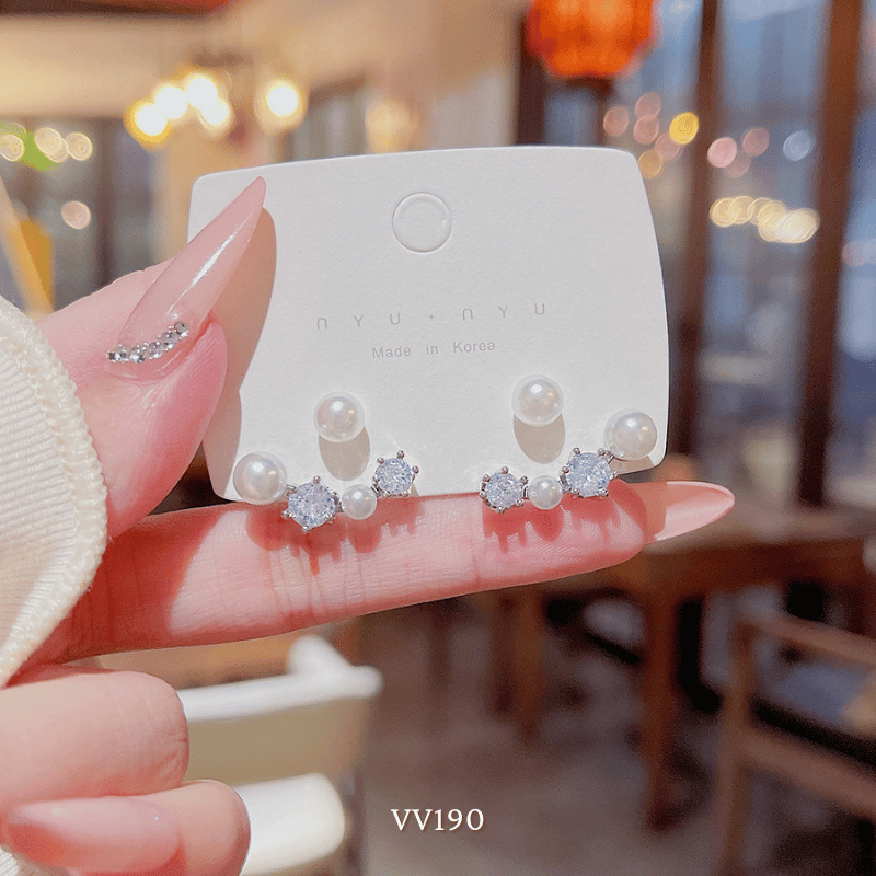 Bông tai ôm vành tai đính đá VV190