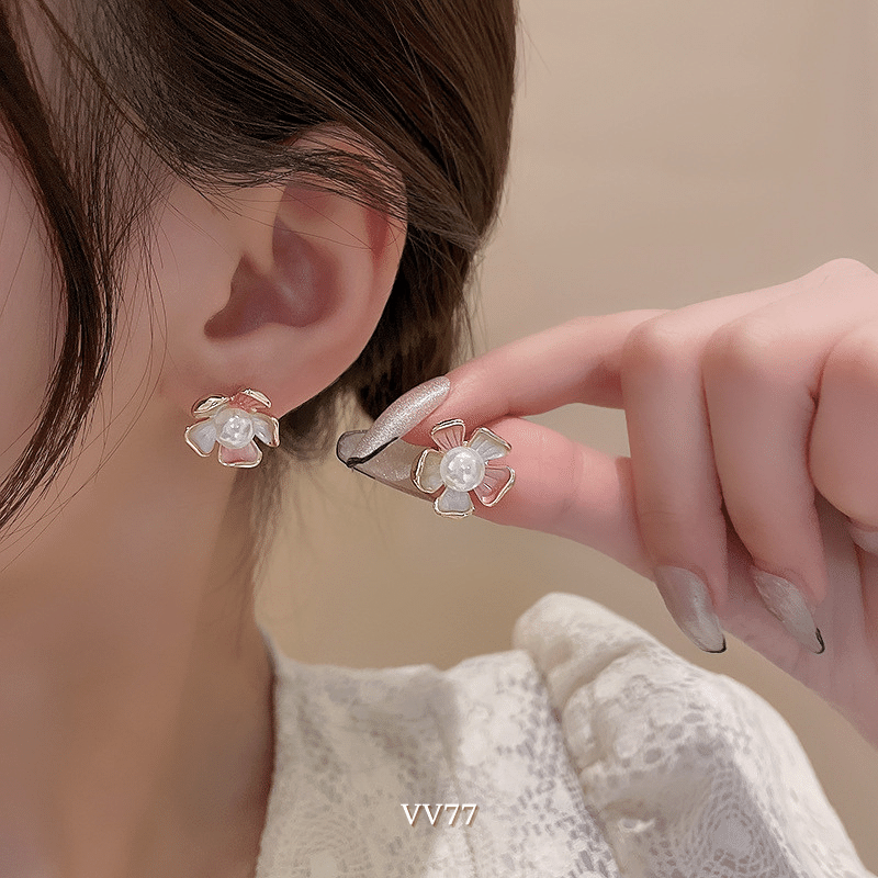 Bông tai hoa 5 cánh phối hạt ngọc trai nhân tạo nữ tính thời trang VV77