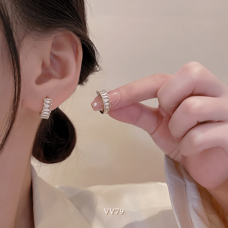 Bông tai tròn nhỏ đính đá pha lê cao cấp dành cho nữ VV79