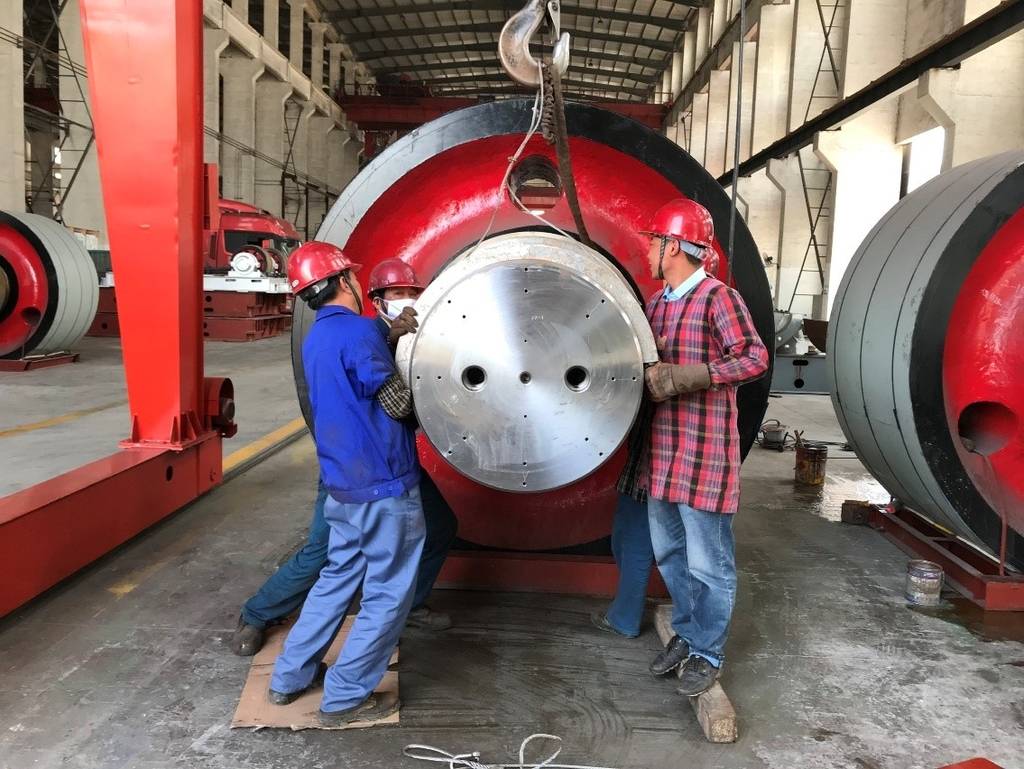  Cung cấp và lắp đặt ổ bi trượt cho con lăn lò cho Vicem Hà Tiên