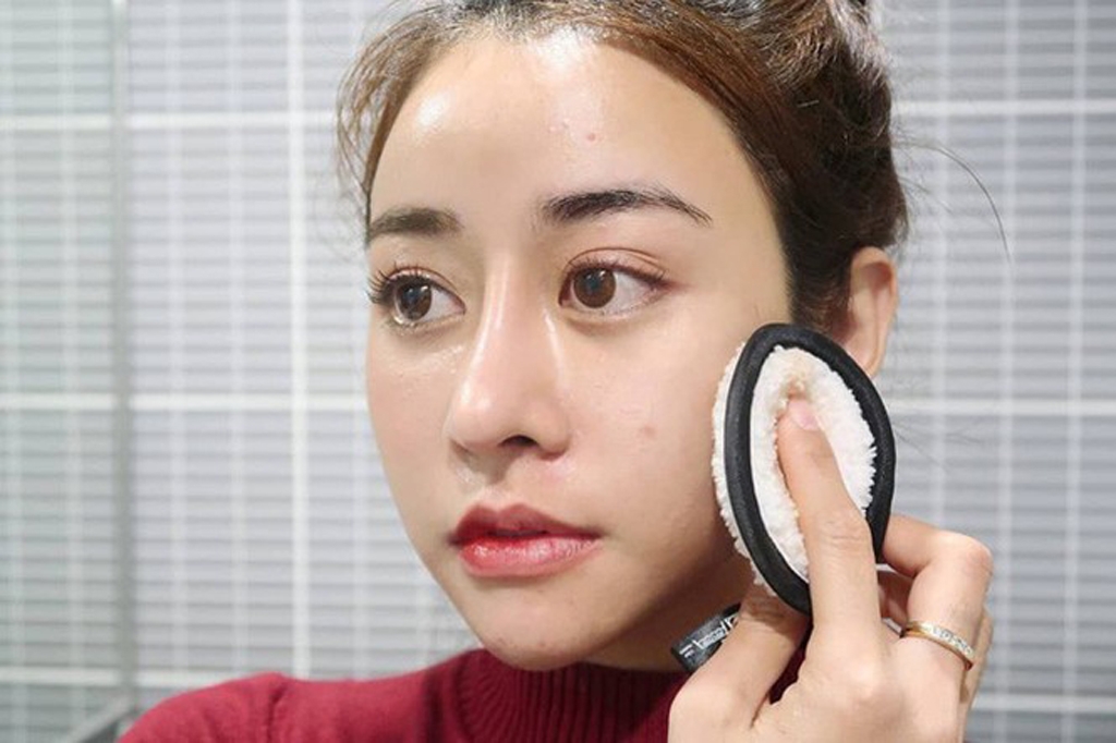 Da bạn bị phá hoại thế nào khi tẩy da chết quá nhiều?