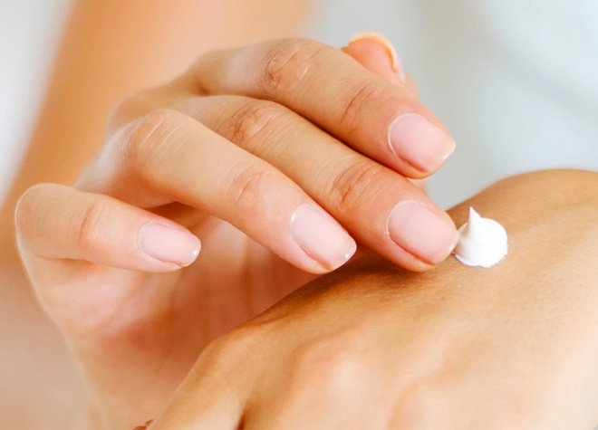 GÓC HỎI ĐÁP: Thành phần silicone trong Kem Body Collagen Benew có tác dụng gì?