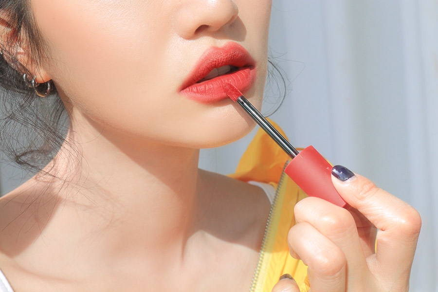 Hướng dẫn cách sử dụng son kem lì