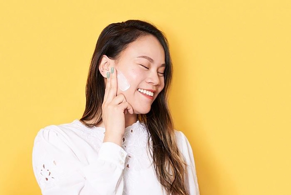 Top 10 kem dưỡng trắng da mặt cho da dầu trở nên khô ráo, không lo mụn