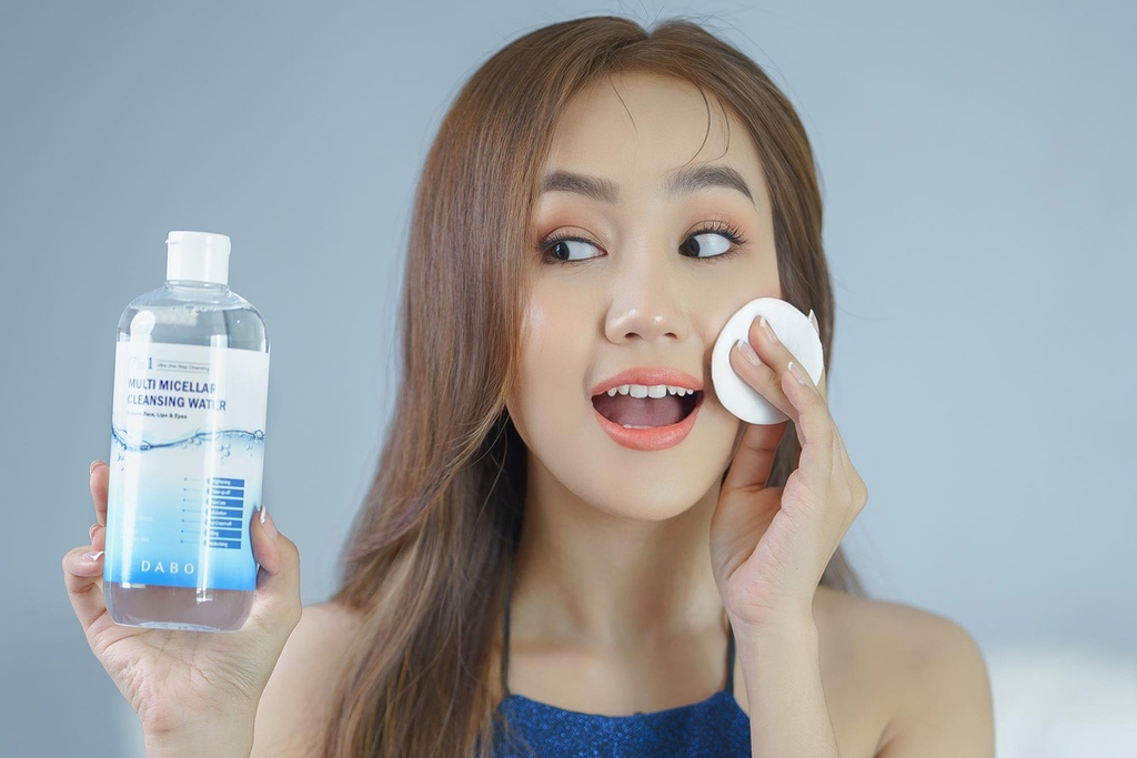 Top 10 nước tẩy trang cho da dầu mụn bán chạy nhất