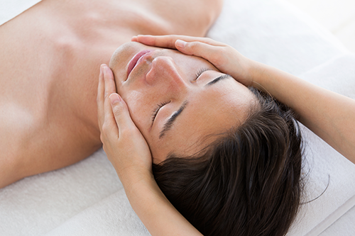 Nam giới cần chăm sóc da