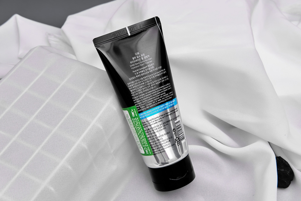 Review Sữa rửa mặt thải độc Dabo Hydration For Men