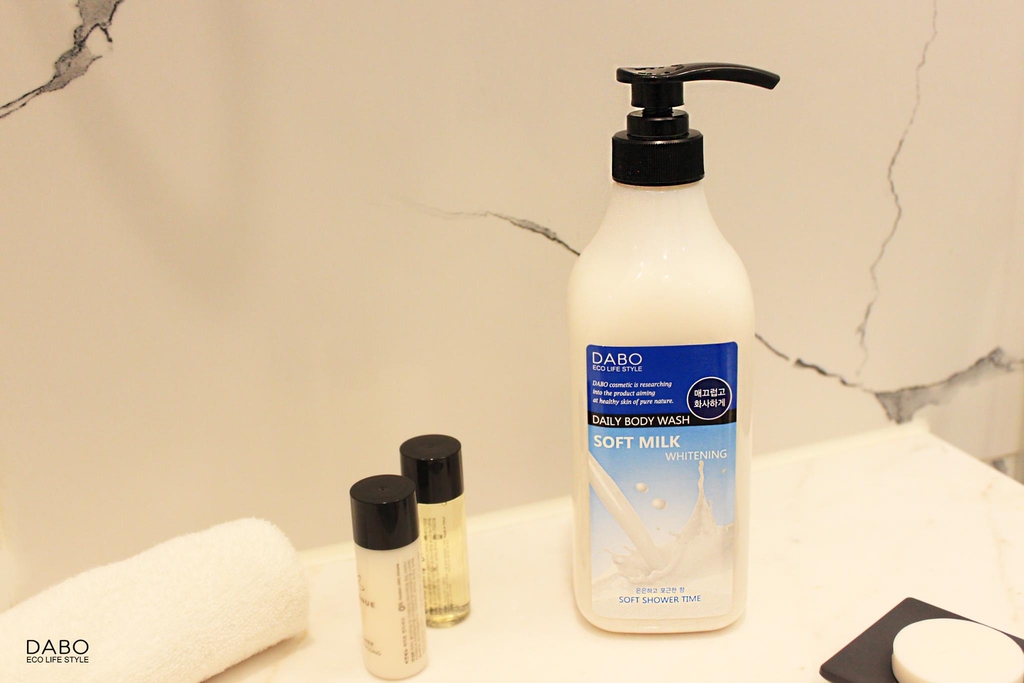 Sữa tắm dưỡng ẩm cho da khô tốt nhất nên dùng mùa hè