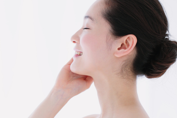 Da Nhạy Cảm Có Nên Dùng Hoạt Chất Không?