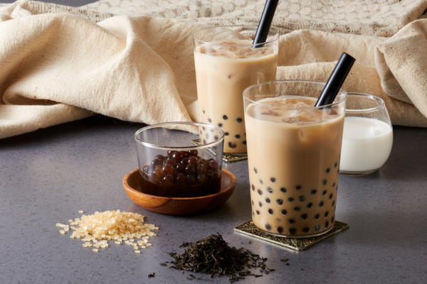 Uống Trà Sữa Nhiều Gây Mụn? Tác Động Thật Sự Của Đường Lên Da?