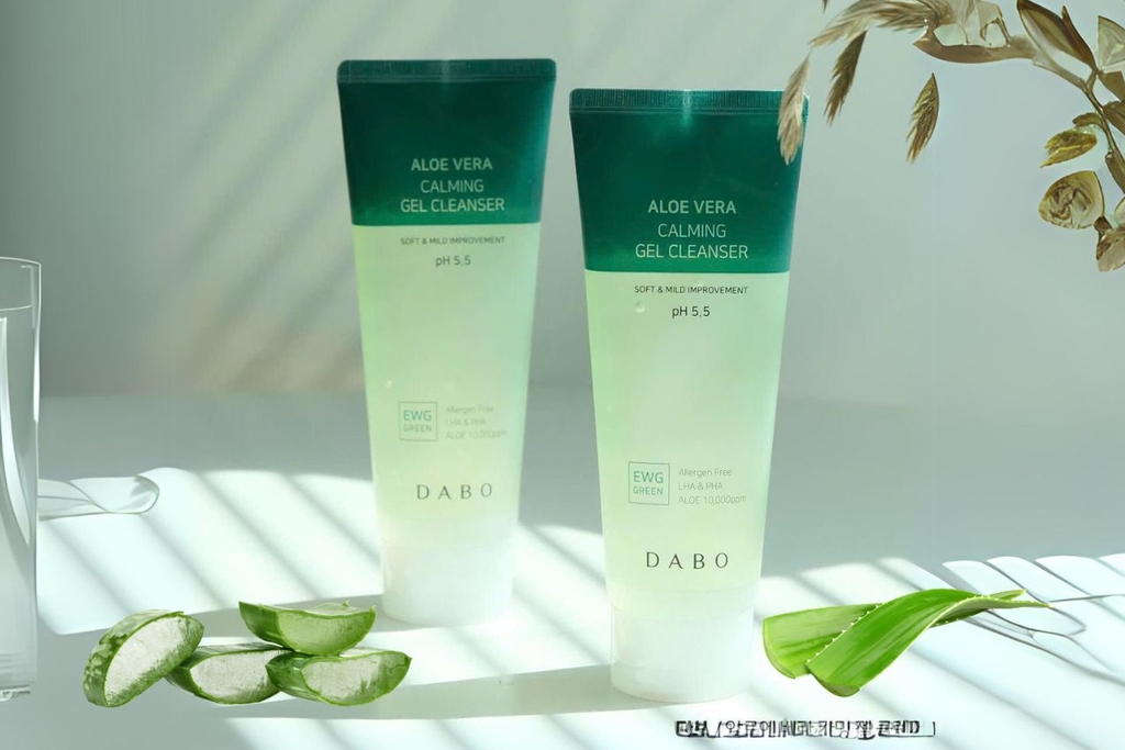 Lô Hội Trong Chăm Sóc Da:  Gel Rửa Mặt DABO Lô Hội pH 5.5