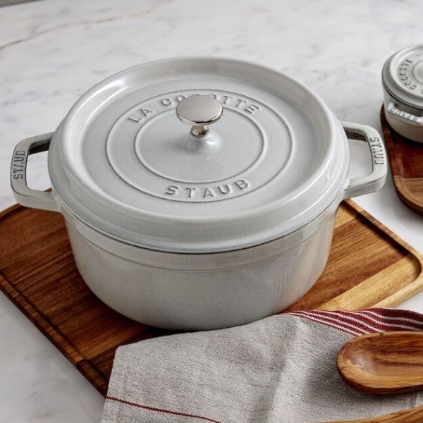 Nồi gang Staub White Truffle 24cm 3.7L màu trắng xám (11024107)