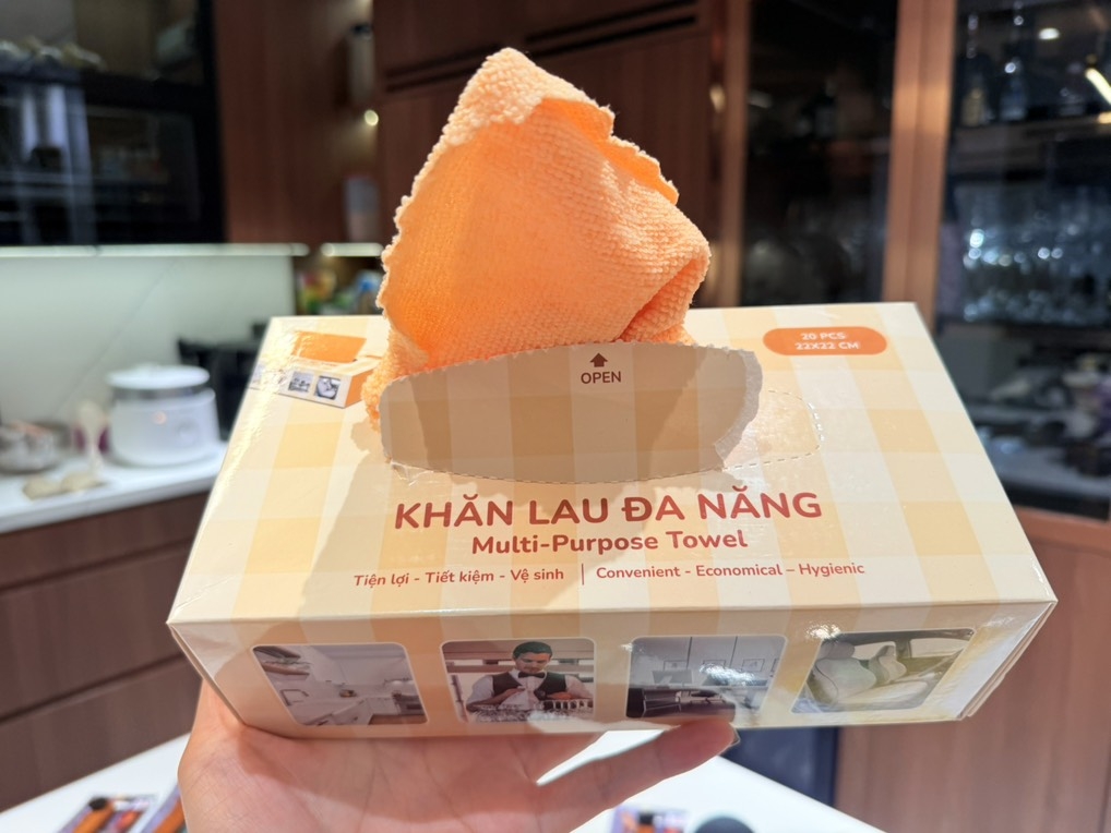 Hộp khăn lau đa năng Maris 20 tờ màu cam