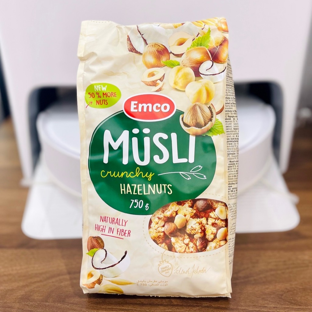 Ngũ cốc Emco Musli crunchy Hazelnuts 750gr 5060010