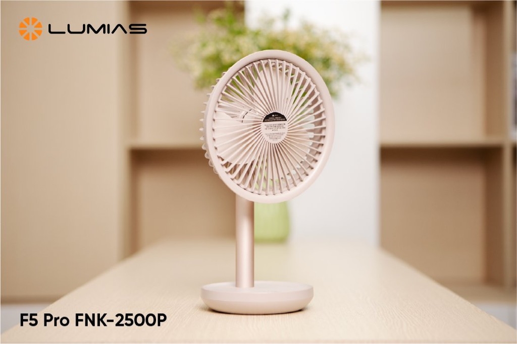 Quạt tích điện mini Lumias F5 màu hồng
