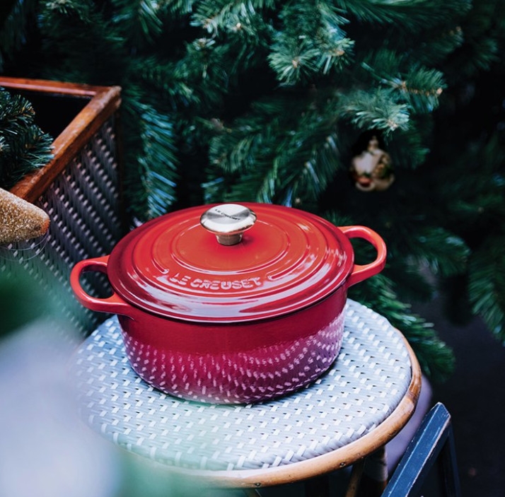 Nồi gang Le Creuset 26cm 5,3L màu đỏ (21177 26 06 02430)