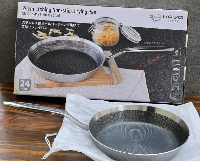 Chảo inox chống dính hoa văn nổi Kaiyo Tri-Ply 24cm