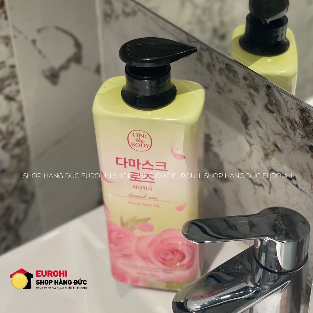 Sữa tắm Hàn Quốc hương hoa hồng 875ml (màu vàng)