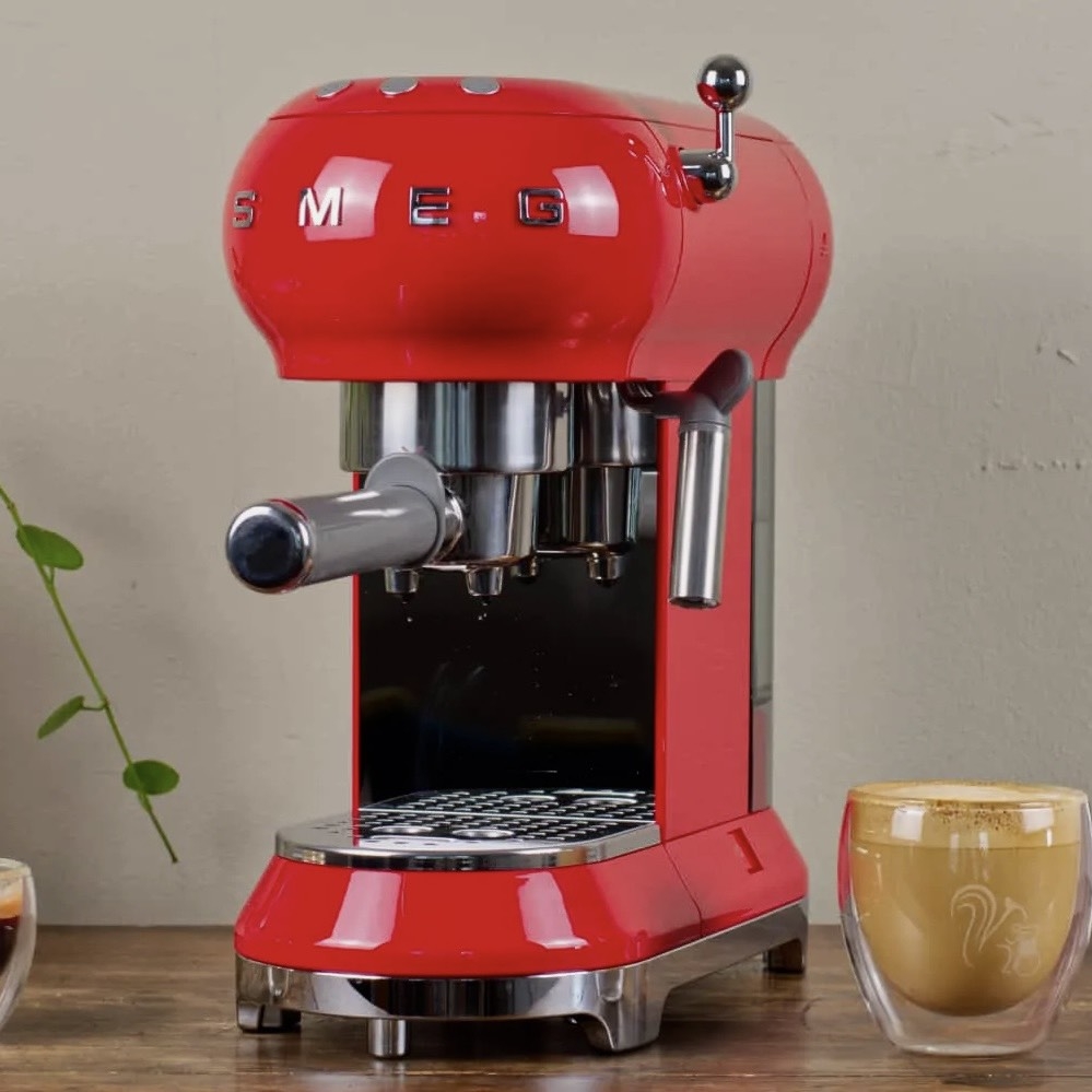 Máy pha cafe SMEG ECF02RDEU màu đỏ