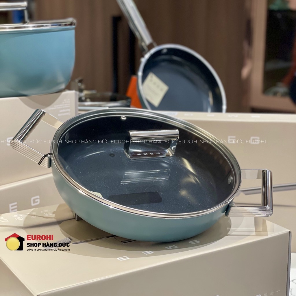 Nồi chảo SMEG DPF2812EGM 28cm màu xanh ngọc (vung kính)