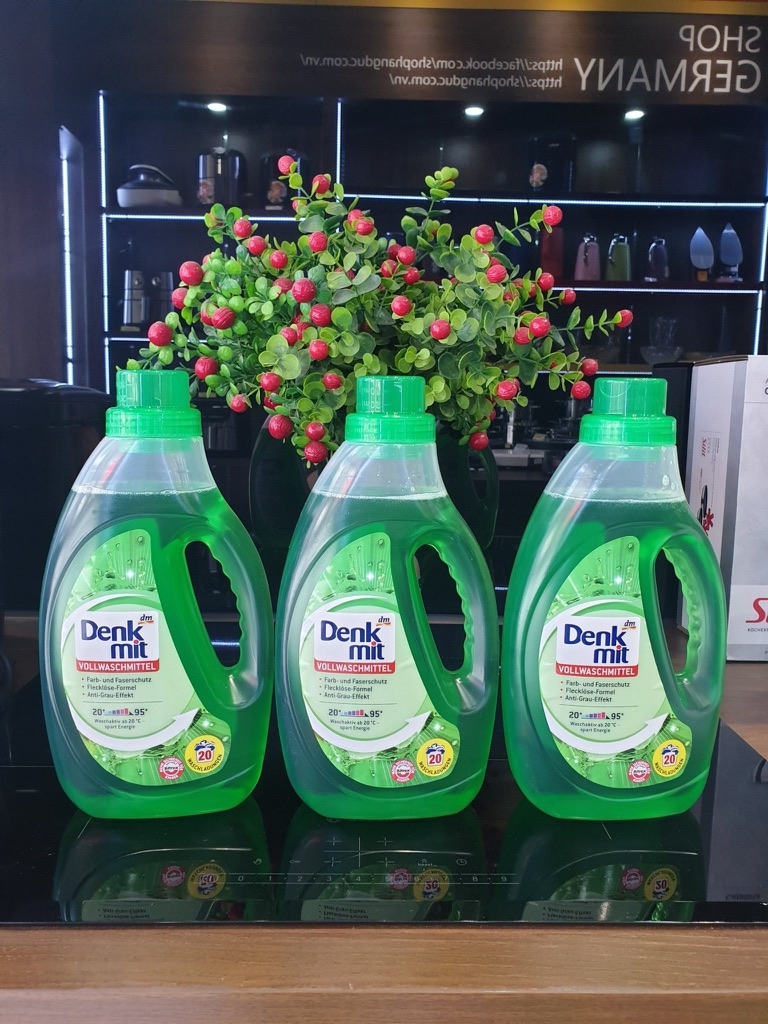 Nước giặt Denkmit dành cho quần áo trắng 1,1L (màu xanh)