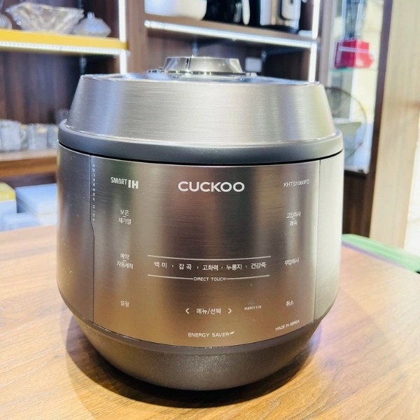 Nồi cơm cao tần Cuckoo KHTS1060FD 1,8L
