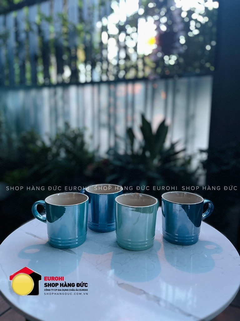 Set 4 cốc sứ Le Creuset Metallic 350ml Pearlized Light Mix Blue (139031)