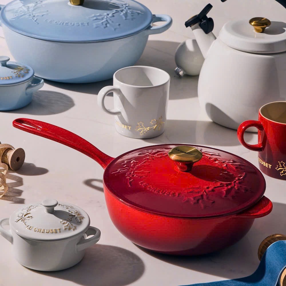 Chảo gang có nắp Le Creuset holly 21cm 2L màu đỏ (21993 21 06 02464)