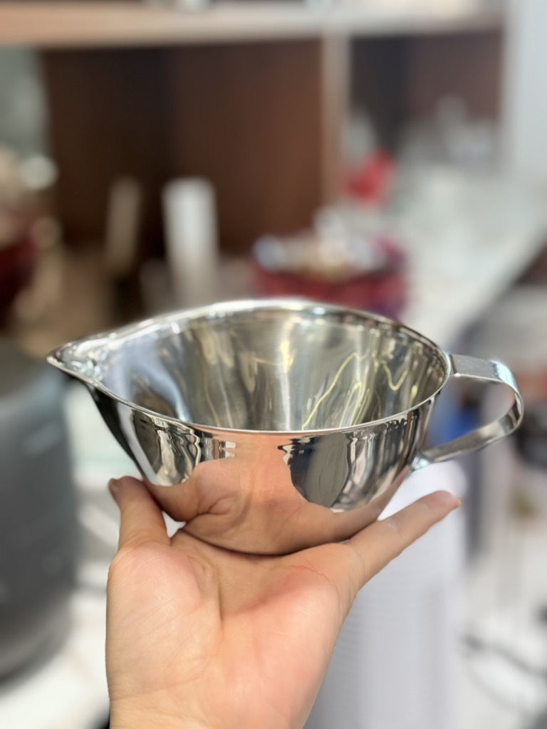 Ca rót sốt Korade inox nguyên khối 500ml (loại to 12x15cm)