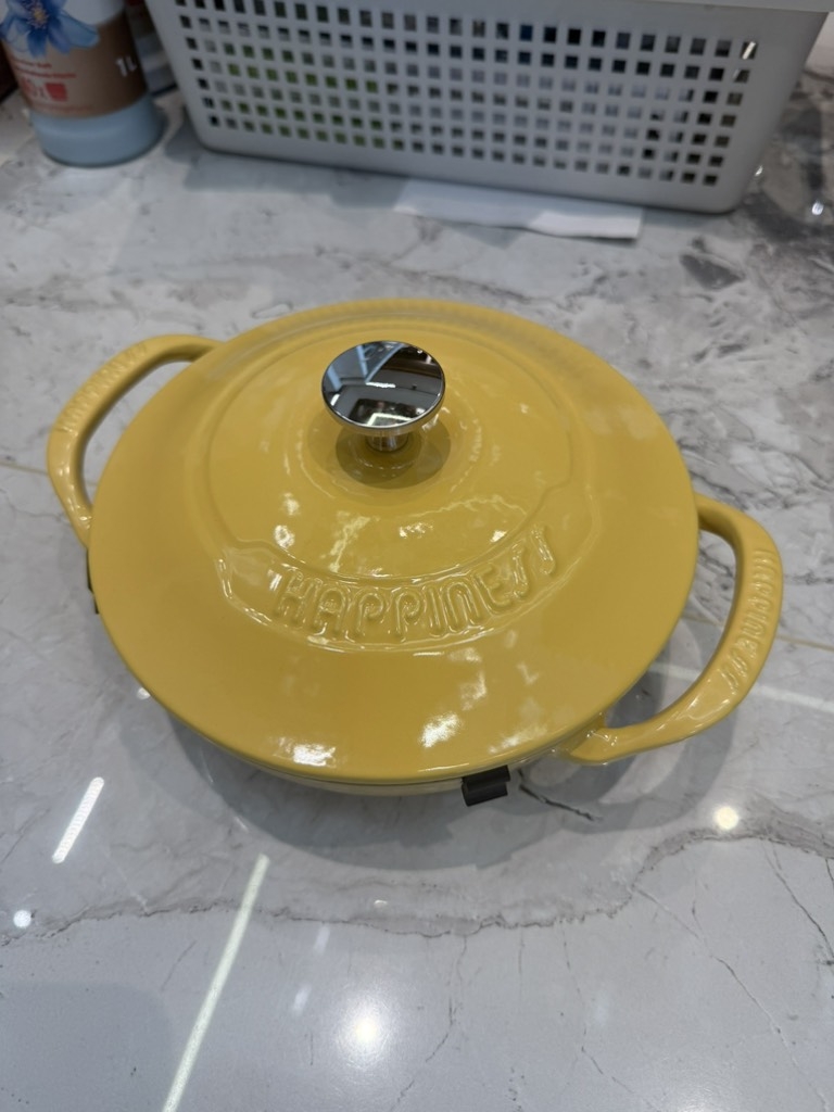 Chảo gang Happiness Wok 21cm màu vàng (21-18)