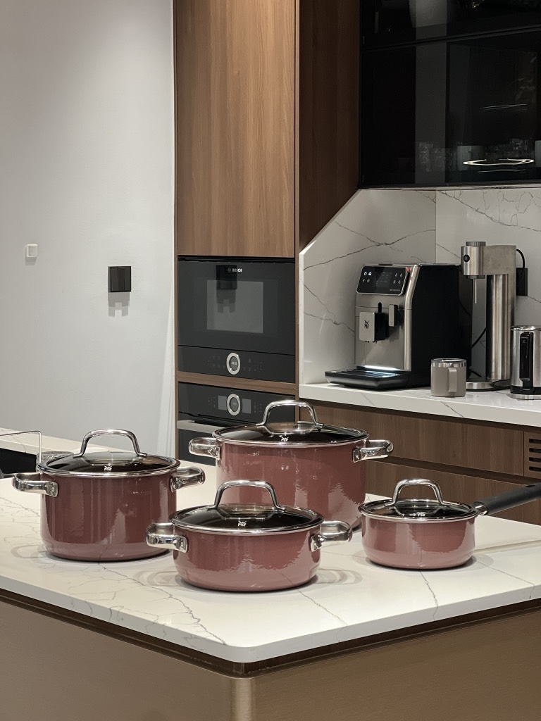 Bộ nồi WMF Fusiontec Mineral Rose Quartz 4 món màu vỏ đỗ - Made in Germany (0514895290)