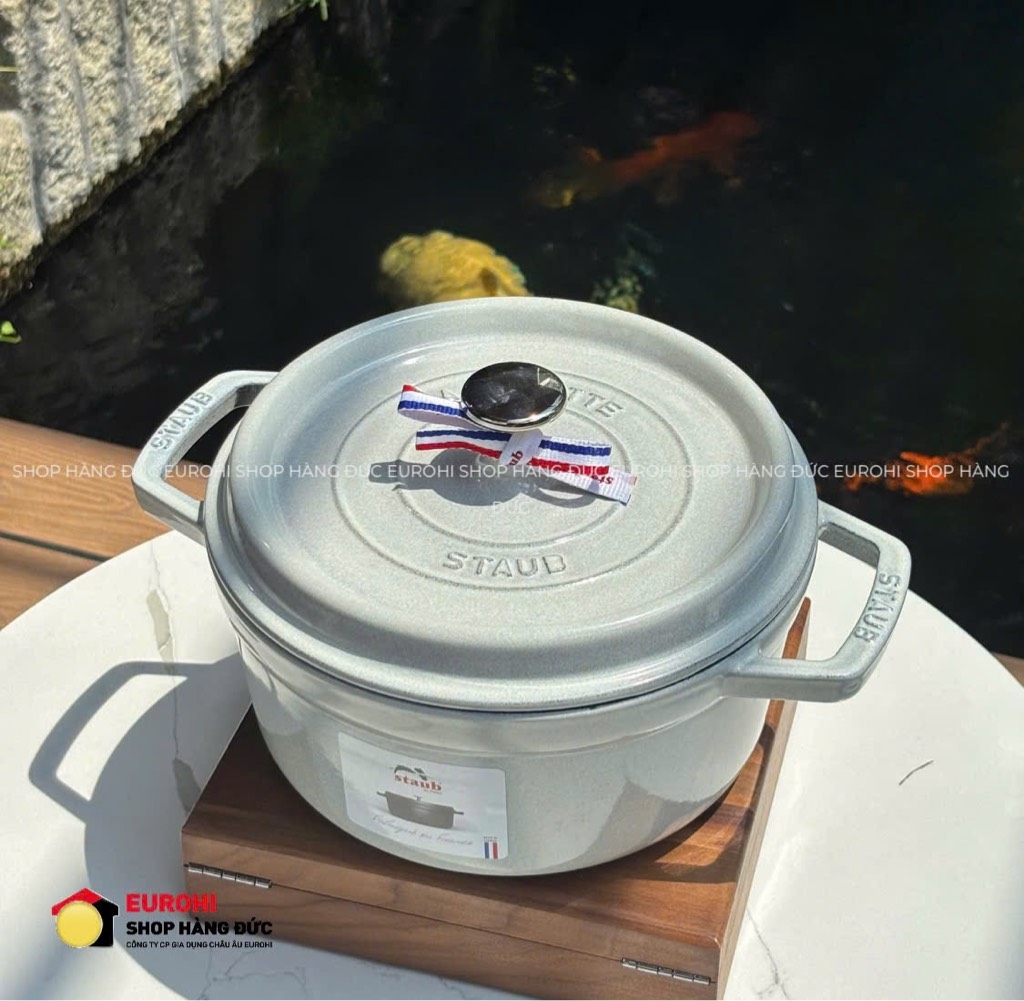 Nồi gang Staub White Truffle  22cm 2.6L màu trắng xám (11022107)