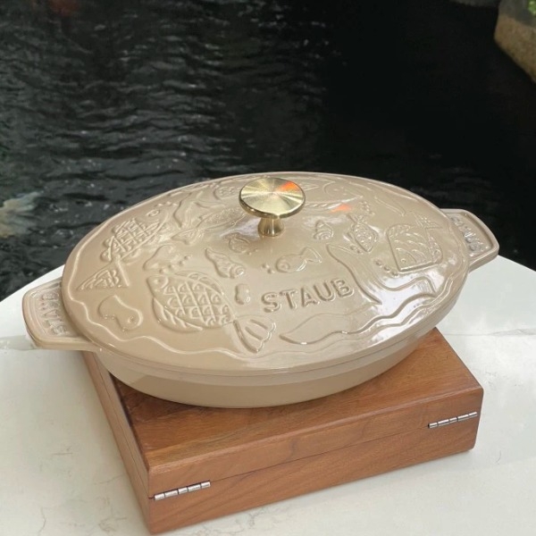 Chảo gang Staub Oval Sea Same 23cm 1L biển cả màu kem (113823146)