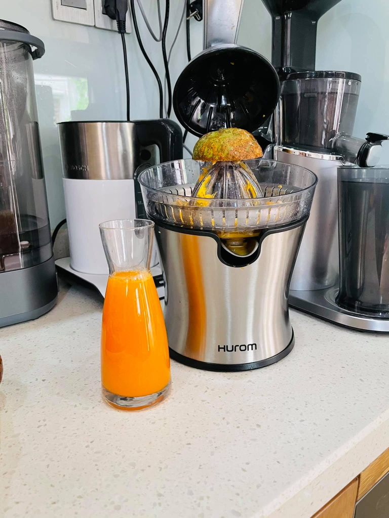 Máy vắt cam Hurom Citrus Juicer CJB01FSS (màu inox) Shop Hàng Đức