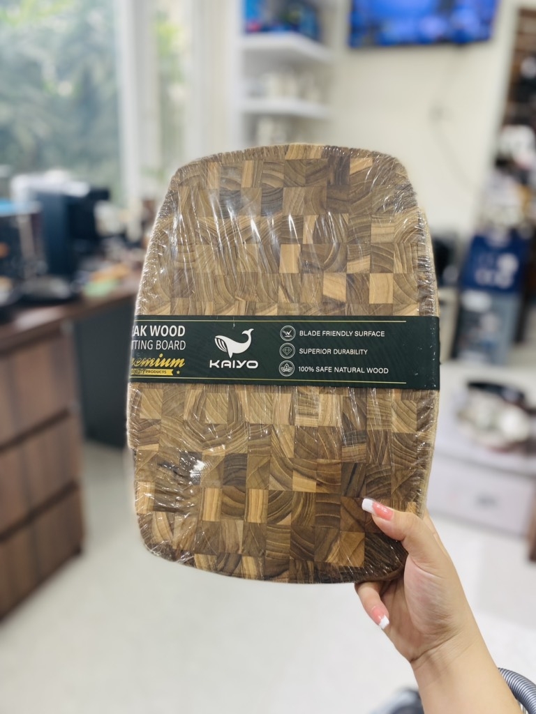 Thớt thái Kaiyo gỗ Teak Oval 1,8cm (34cmx24cm