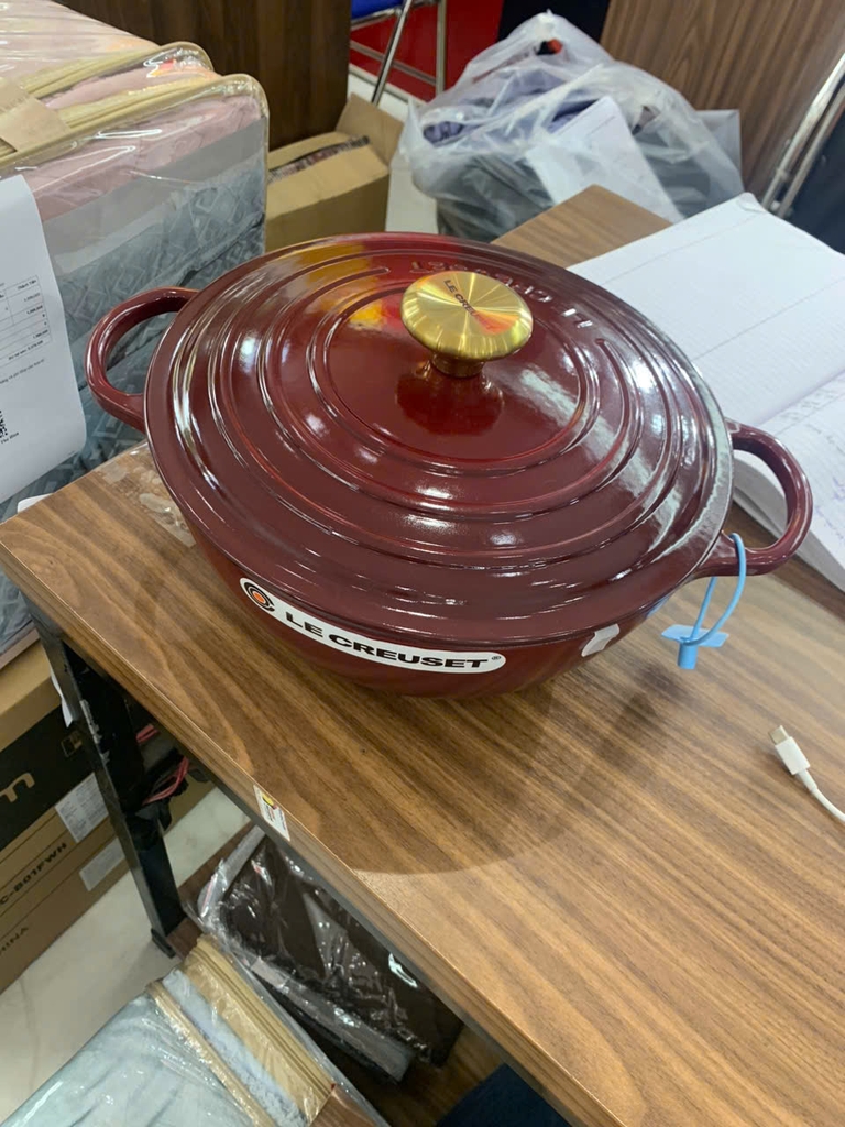 Nồi gang Le Creuset 26cm 4.1L màu mận chín (21114 26 949 0441)