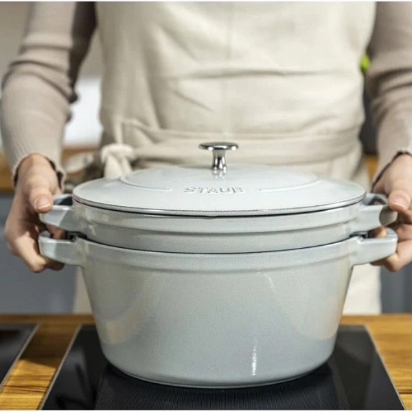 Set nồi chảo gang Staub Cocotte 24cm 4L/1.9L màu trắng xám (1010879)