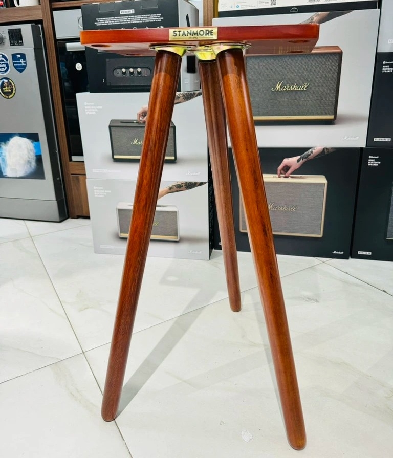 Chân gỗ loa Marshall Stanmore màu nâu