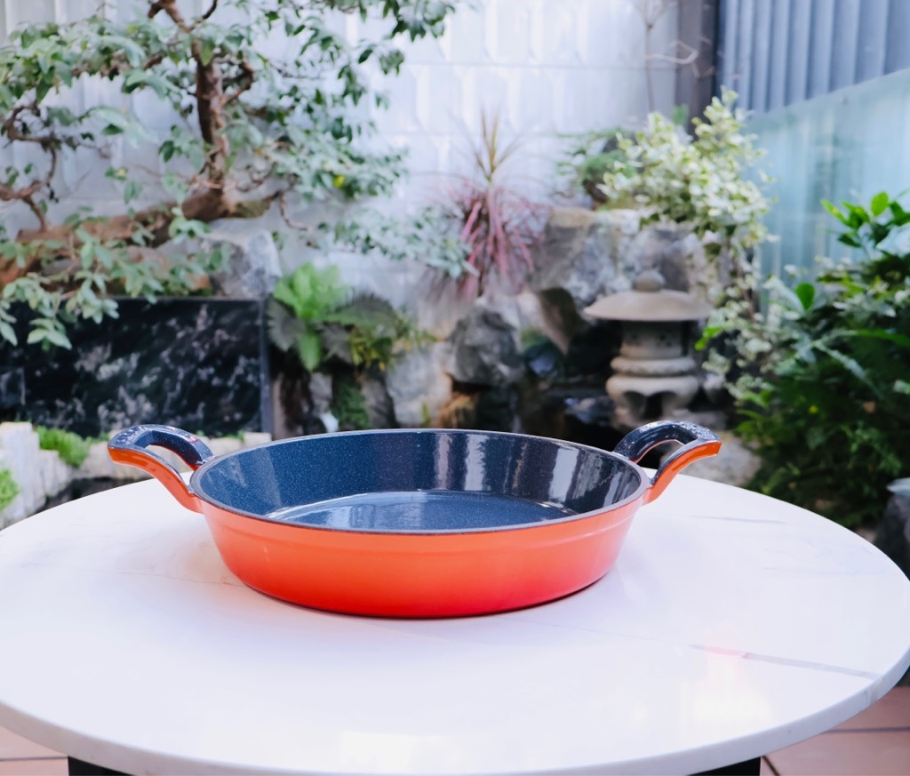 Chảo gang Gkoch 24cm 2 quai màu cam EFP-08B