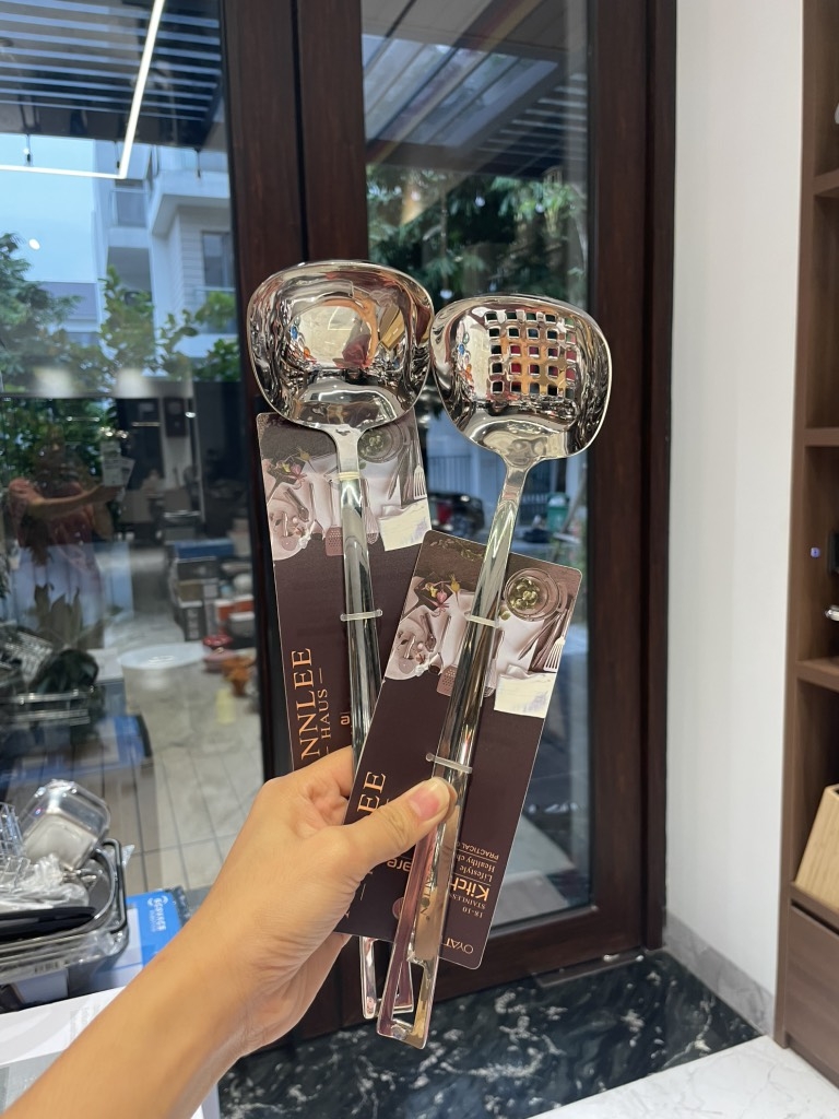 Combo muôi canh, muôi thủng dáng vuông OYATTON (O372+O371)