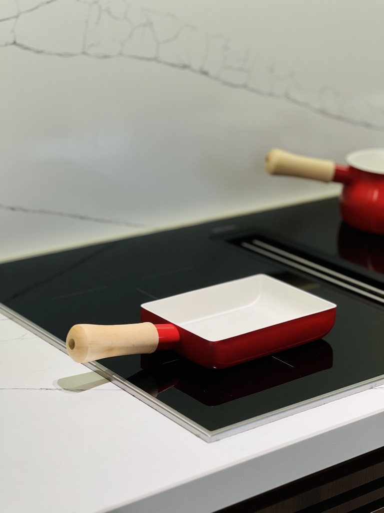 Chảo chiên trứng cuộn chống dính Ceramic Todaii cán gỗ (17x12cm)