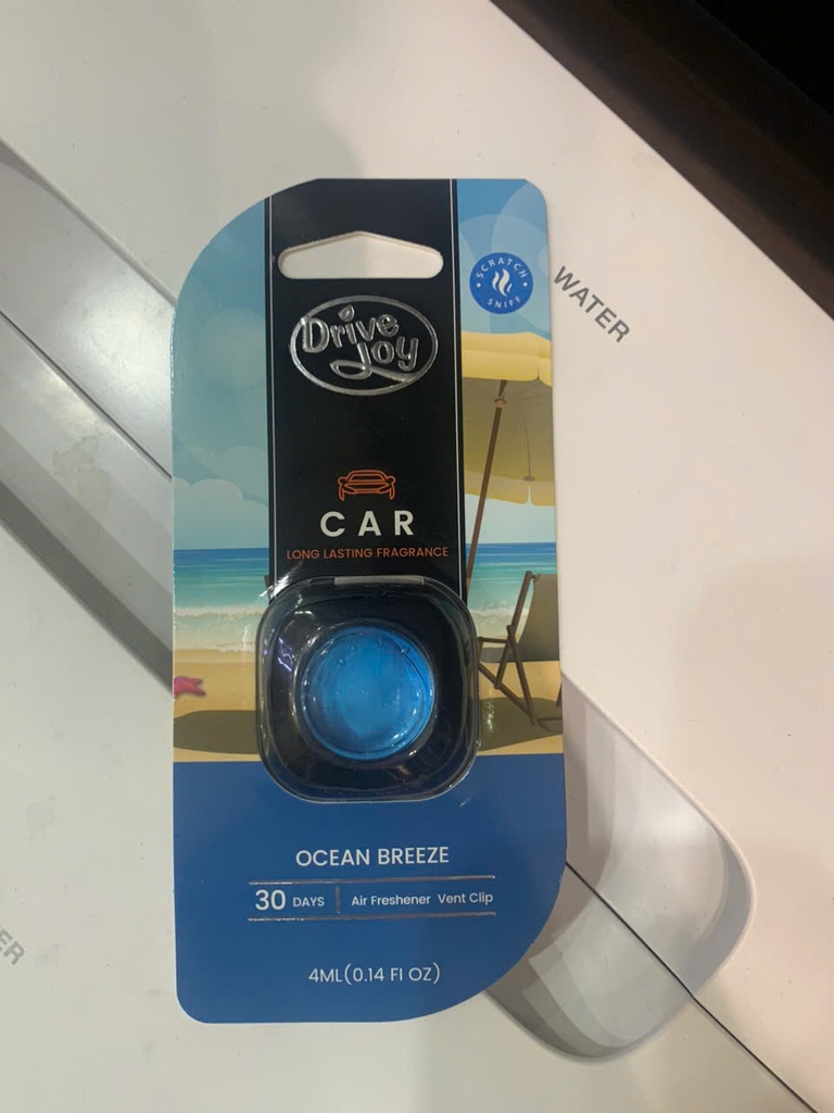 Tinh dầu nước hoa ô tô hiệu Drive Joy hương gió biển 4ml (màu xanh dương)