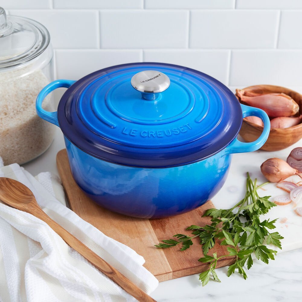 Nồi gang Le Creuset Signature Marseille Blue màu xanh 24cm 4,2L