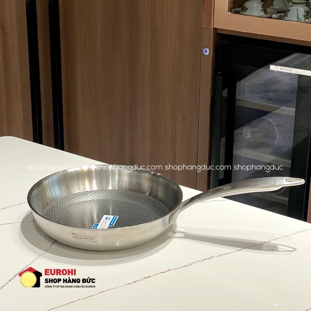 Chảo chống dính vân tổ ong Michelangelo Diamond Plus 22cm