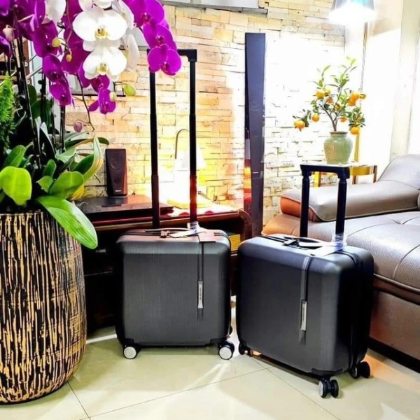 Vali Samsonite Novaire 18 inches