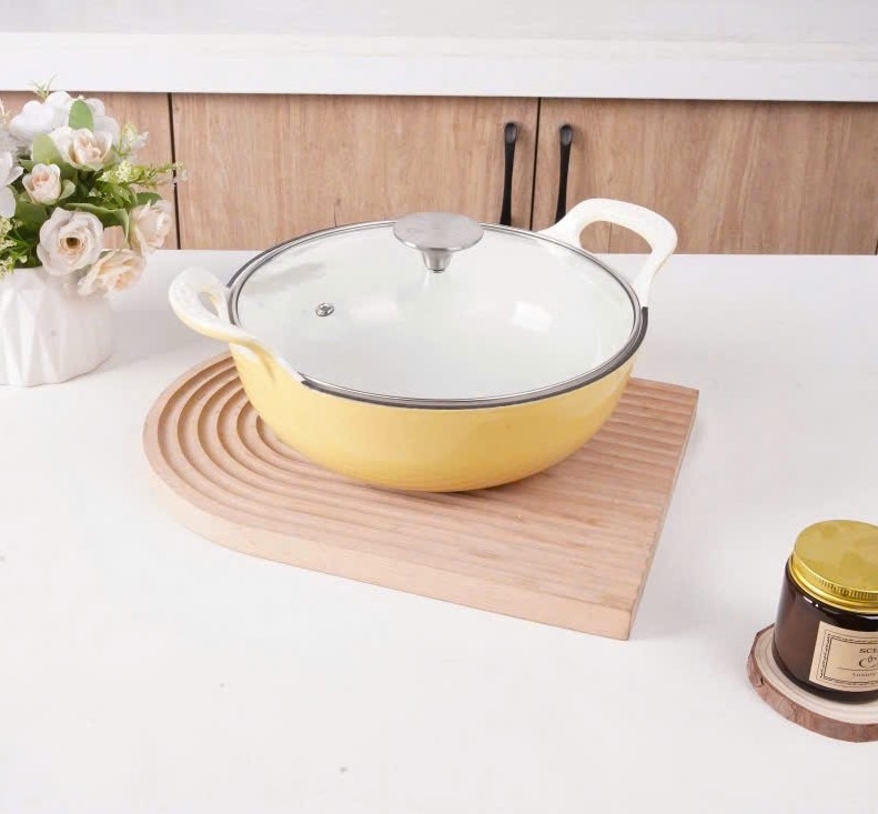 Chảo gang có nắp kính Gkoch 25cm EW-04B màu vàng