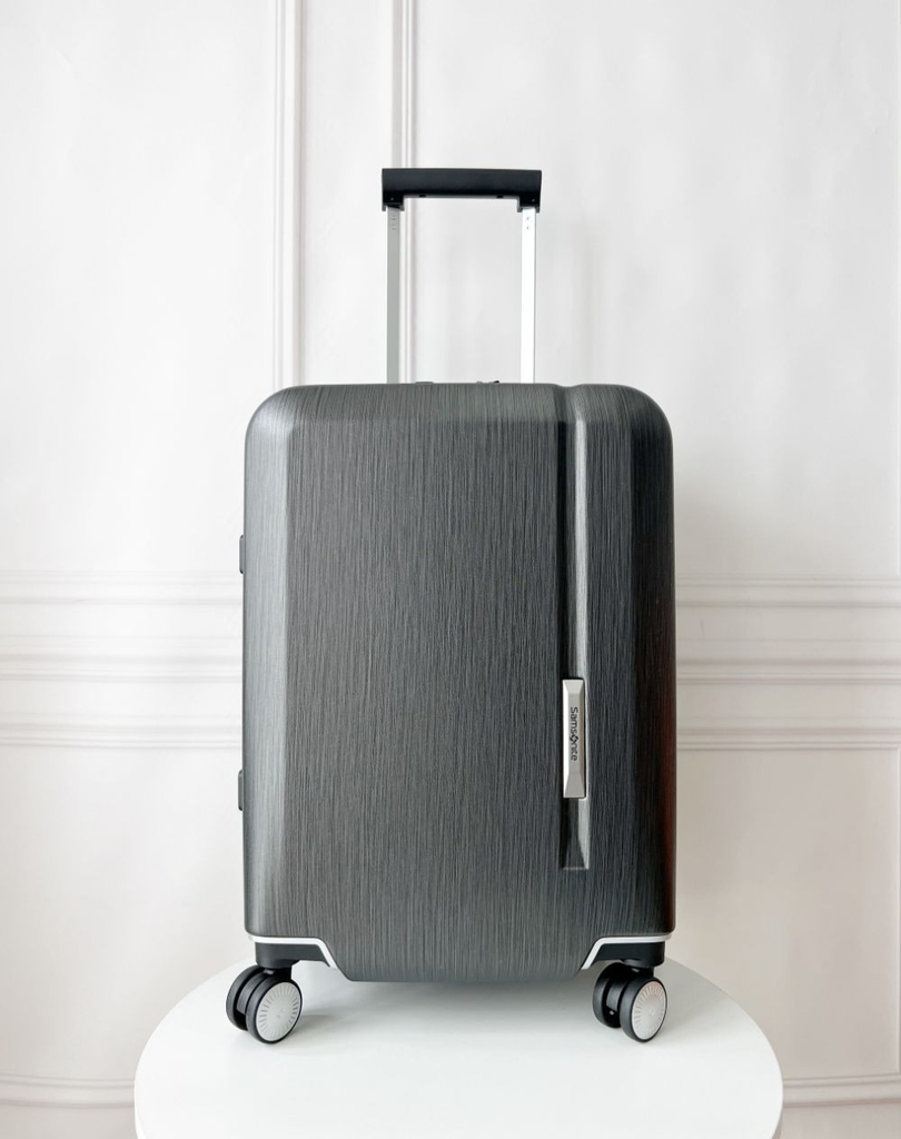 Vali Samsonite Novaire Spinner 55/20 Black màu đen Cabin